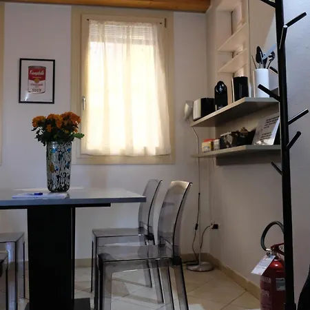 アパート Art 2 アドリア