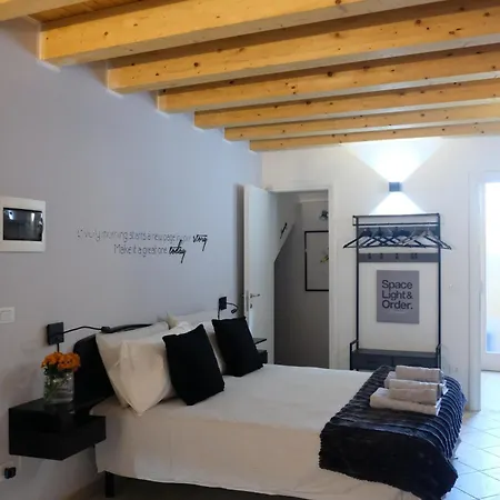 Art 2 Apartment Adria